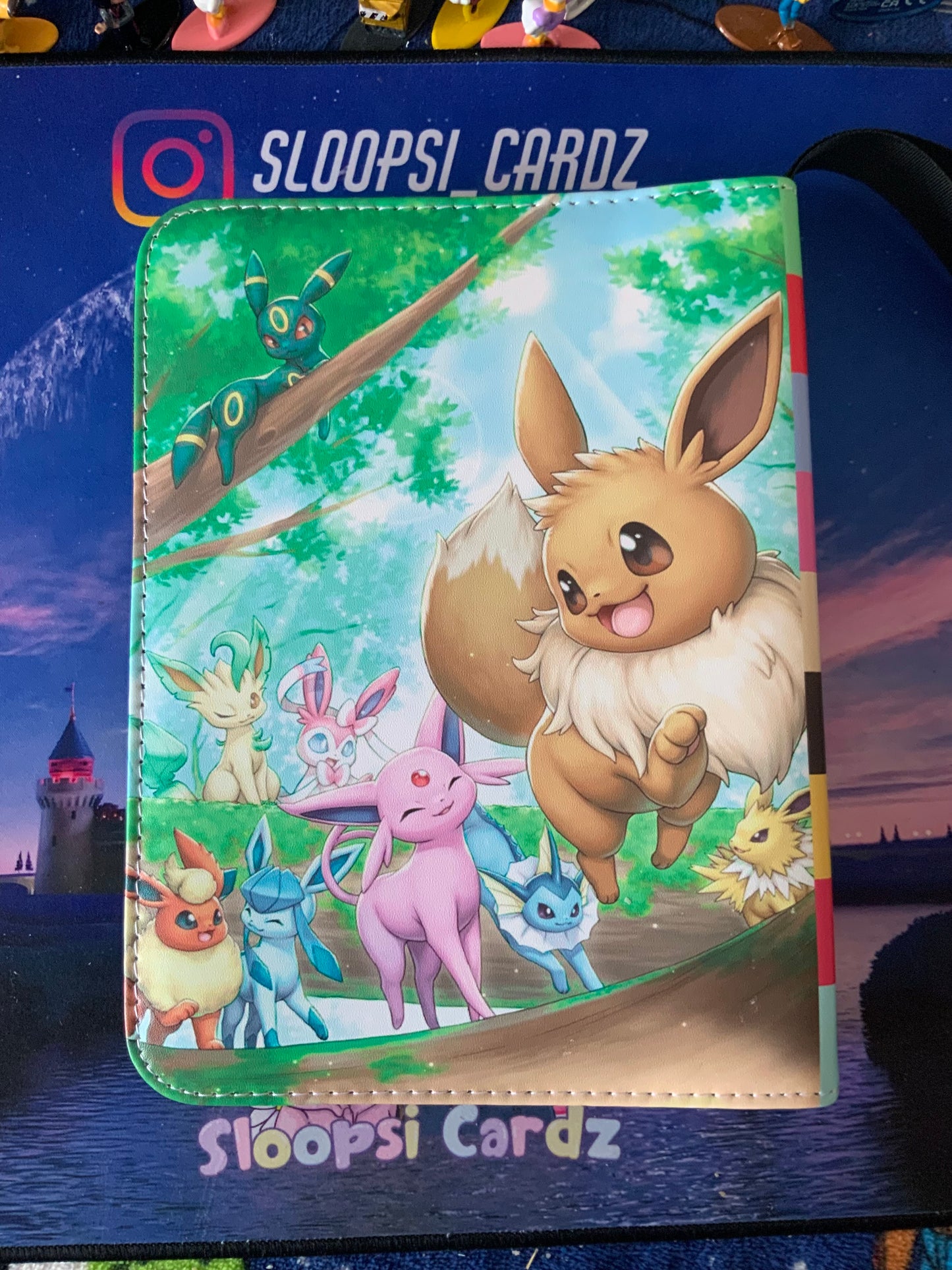 Pokémon eevee mini binder