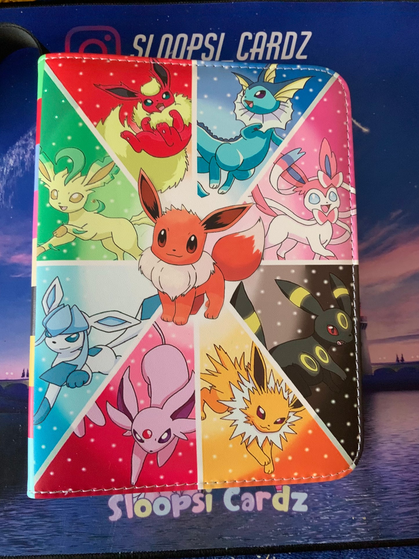 Pokémon eevee mini binder